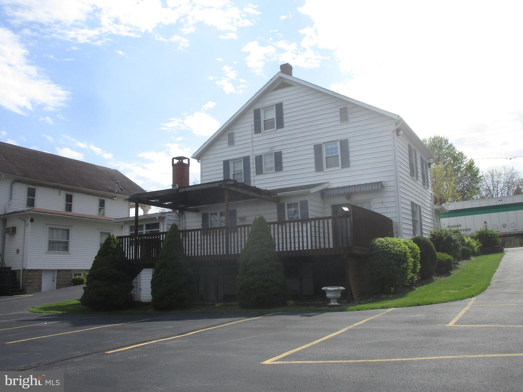 4340 QUAKER VALLEY ROAD 4340-4348