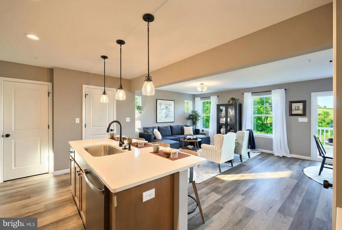 LOGAN GREENE - Residential