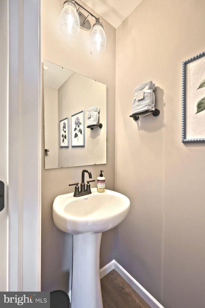 LOGAN GREENE - Residential