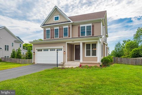 6665 FAYETTE STREET HAYMARKET VA 20169