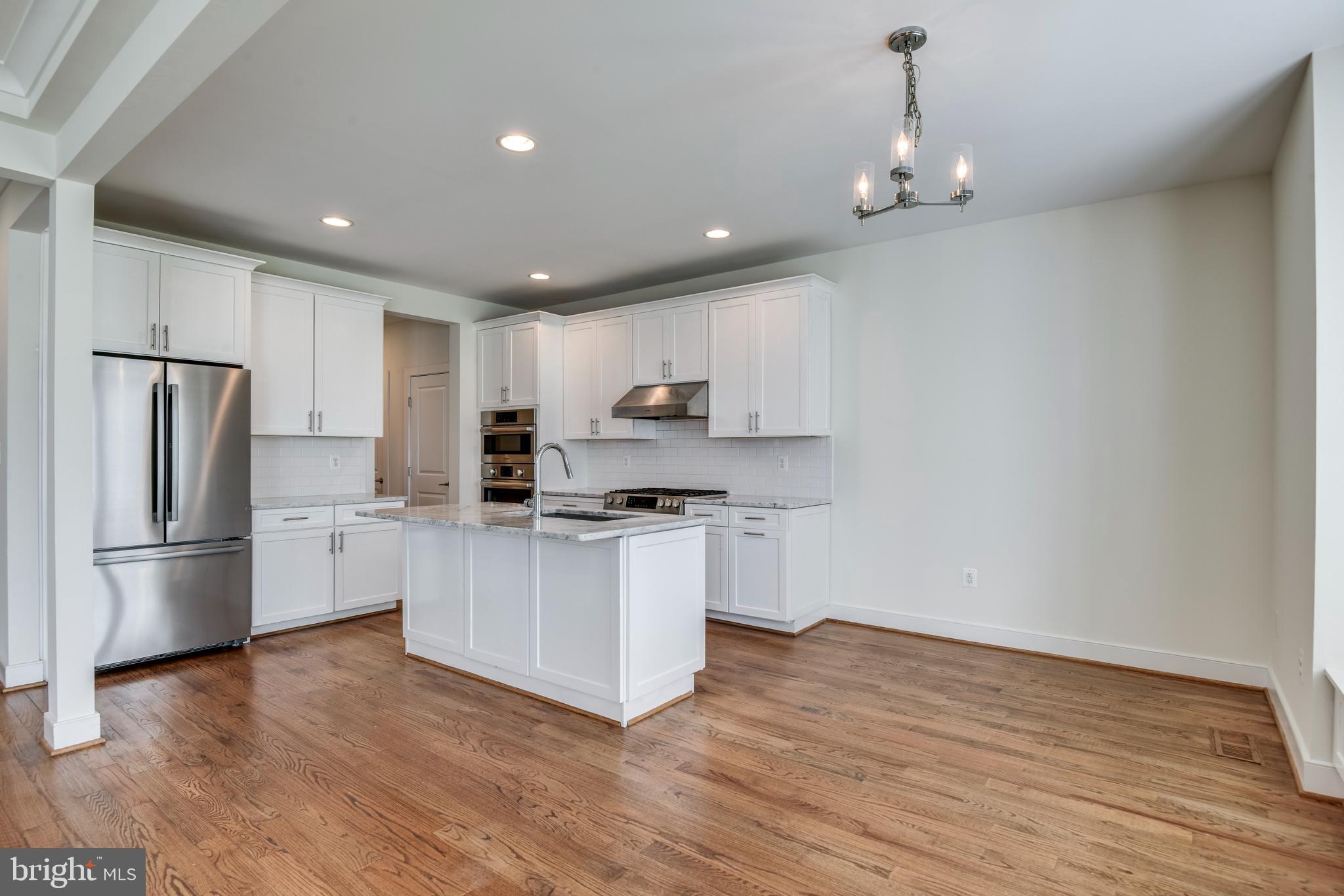 HAYMARKET TOWN - Residential