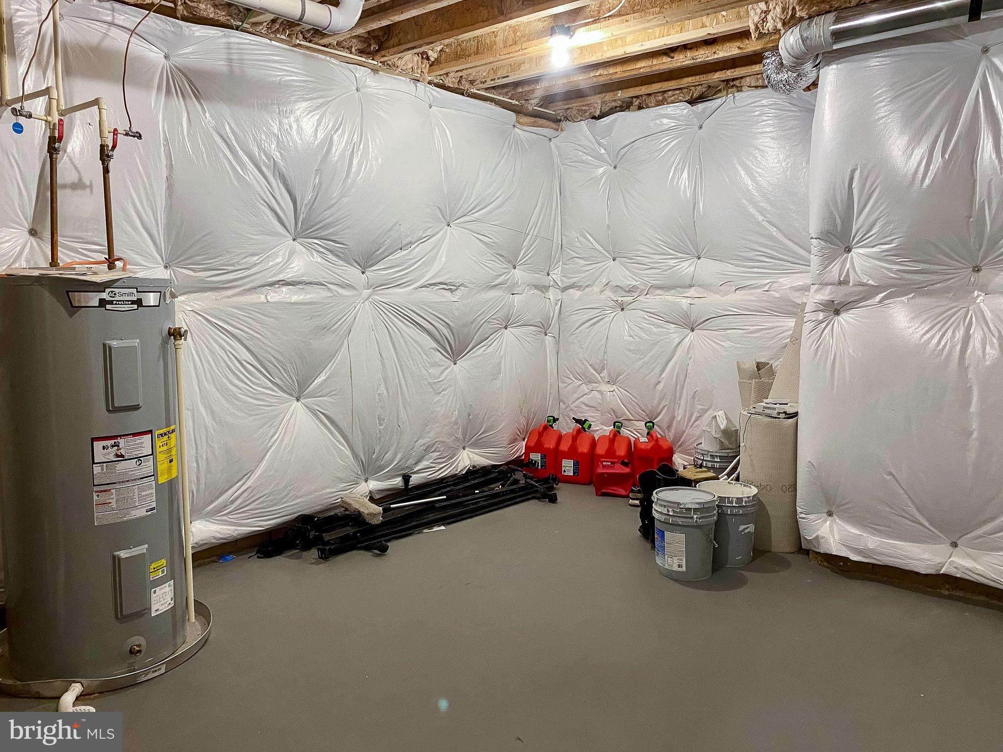 HAYMARKET TOWN - Residential