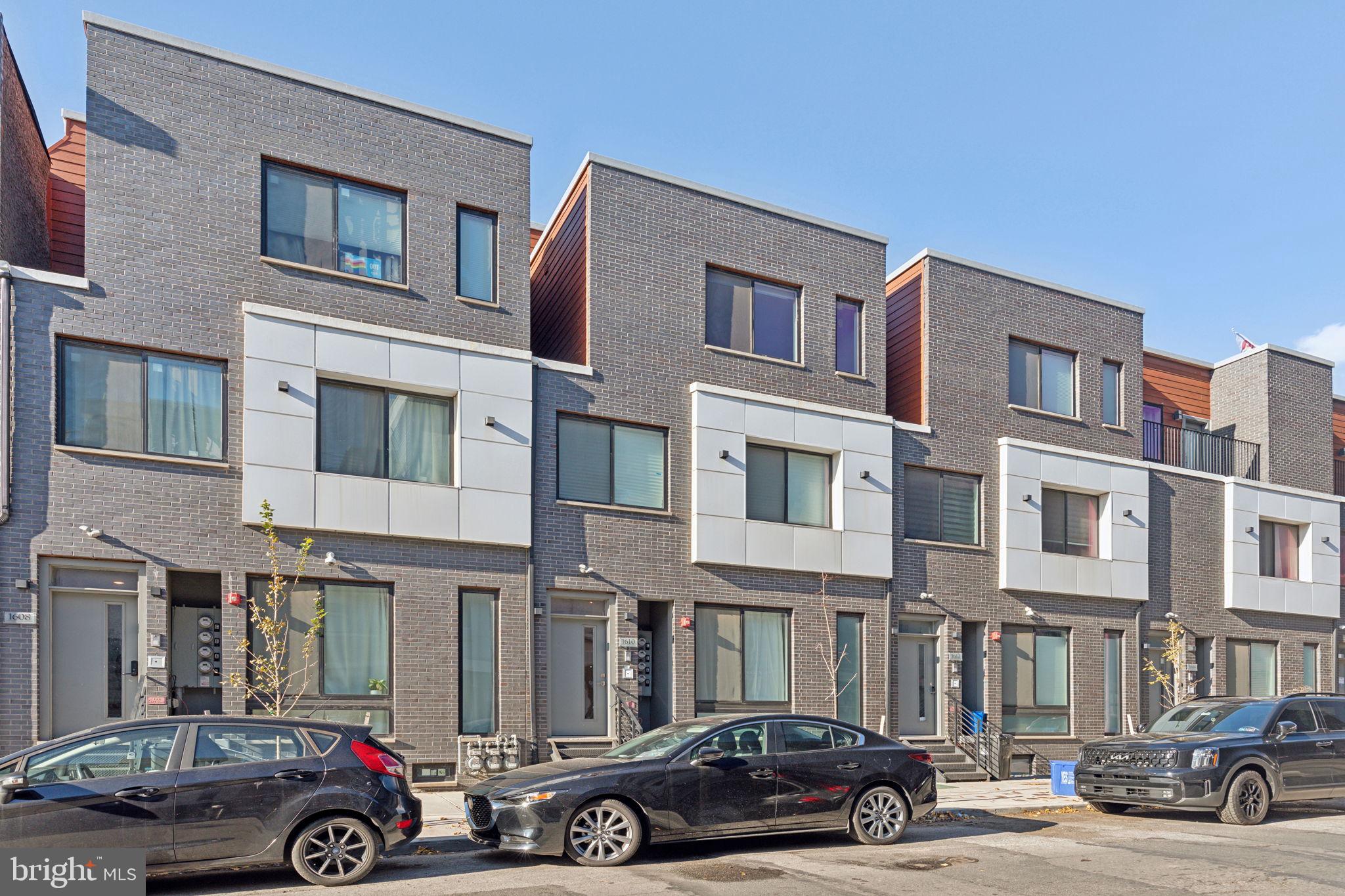 OLDE KENSINGTON - Residential Lease