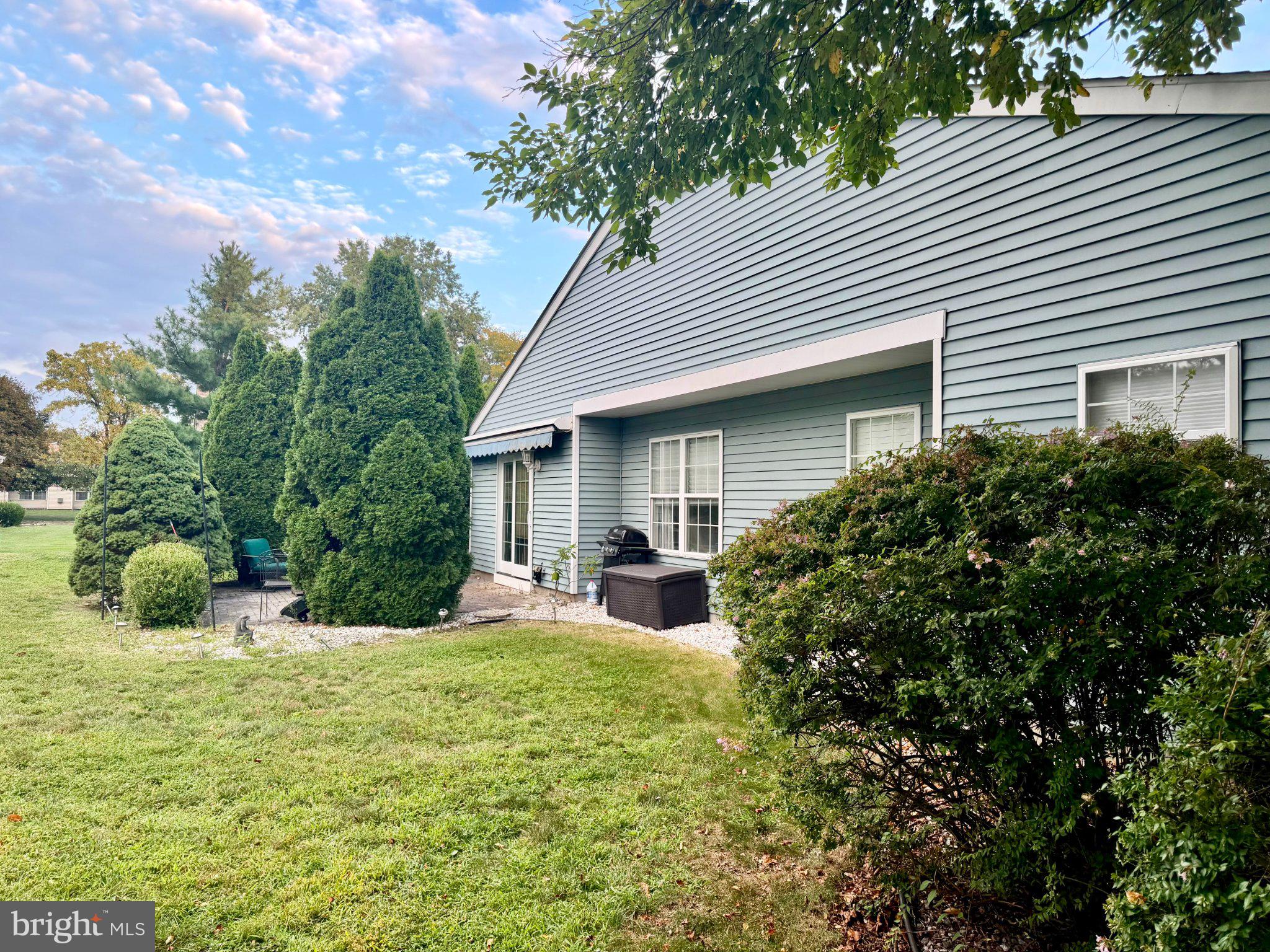 506 VIOLET COURT