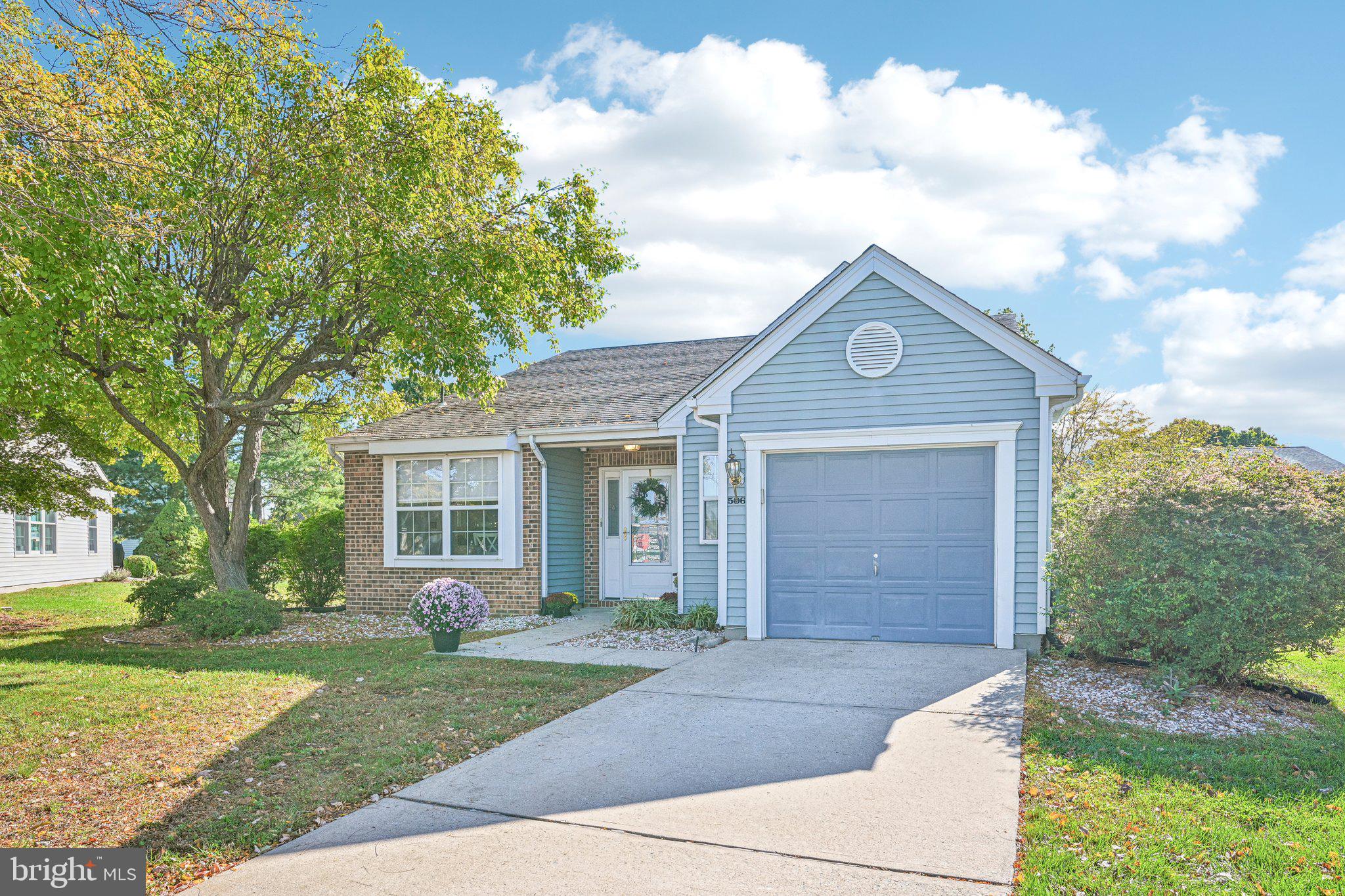 506 VIOLET COURT