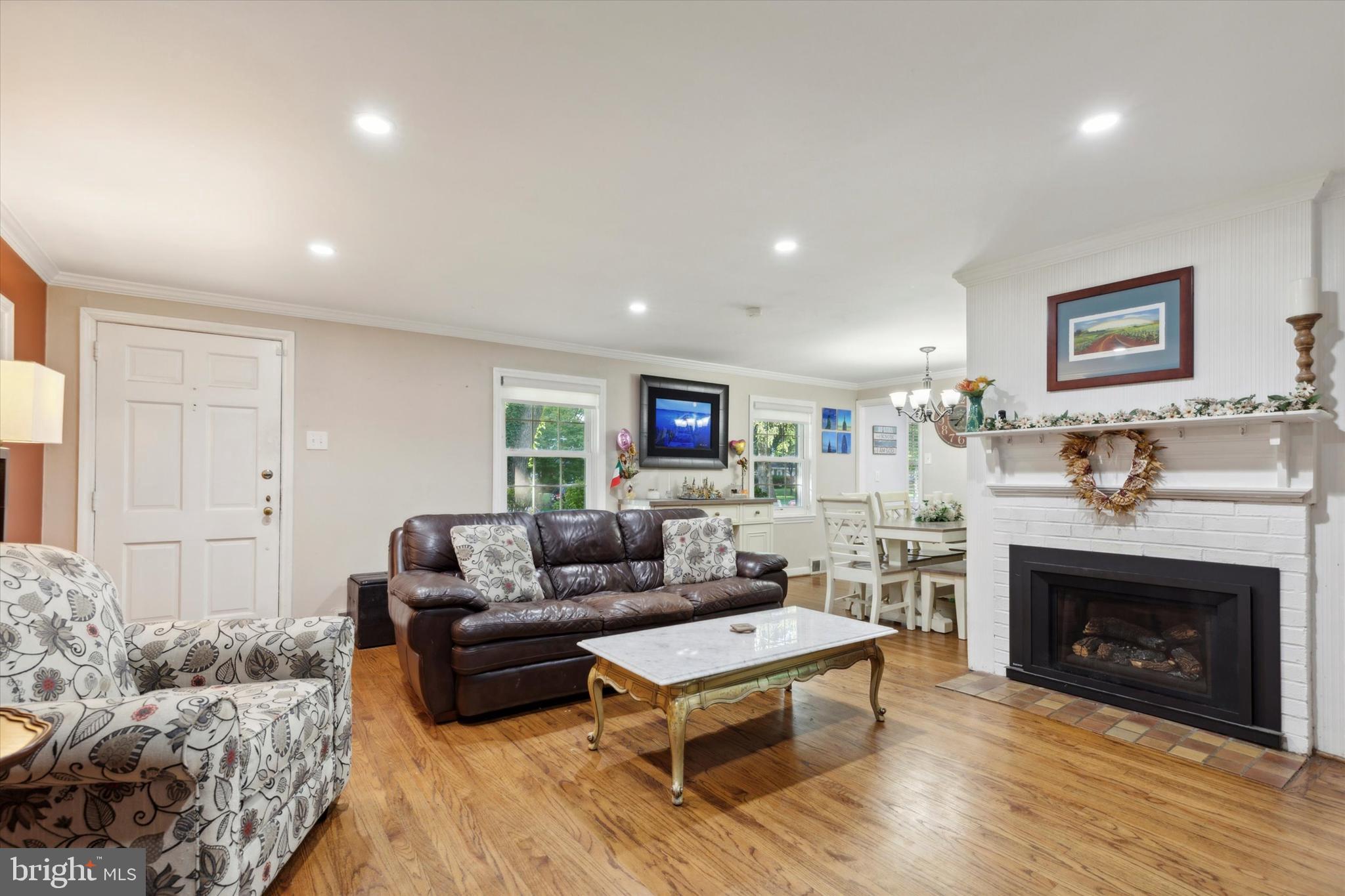 WHITEMARSH HILL - Residential