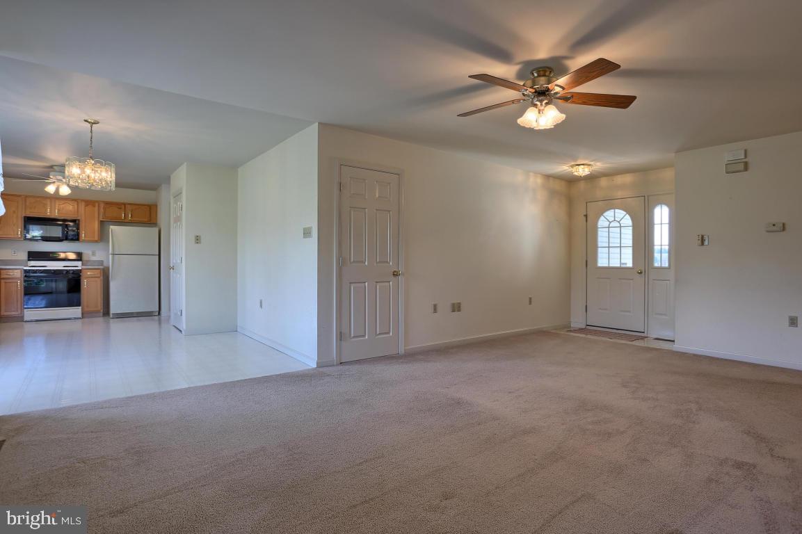 SPRINGBROOK FARMS - Residential