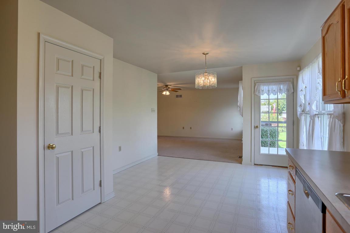 SPRINGBROOK FARMS - Residential