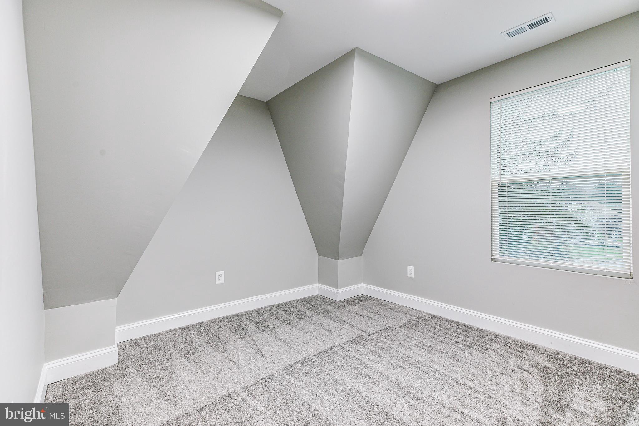 REISTERSTOWN - Residential