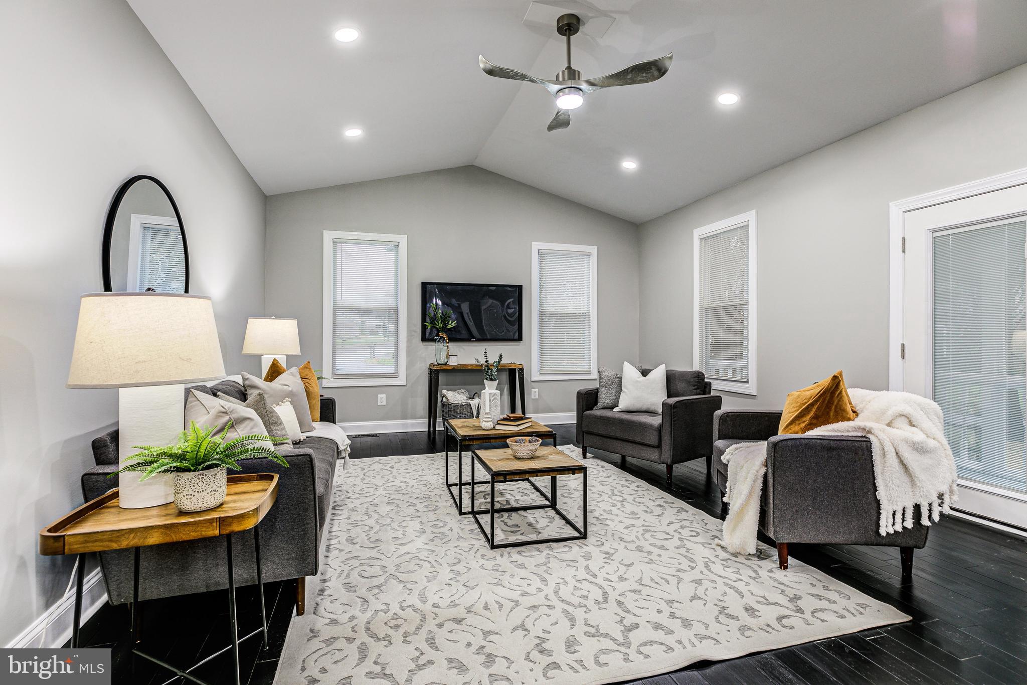 REISTERSTOWN - Residential