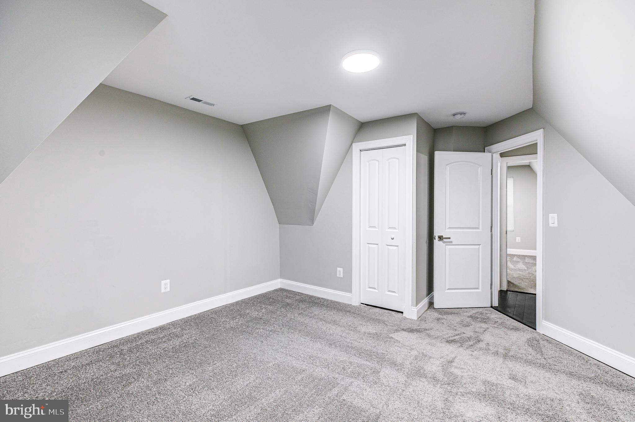 REISTERSTOWN - Residential