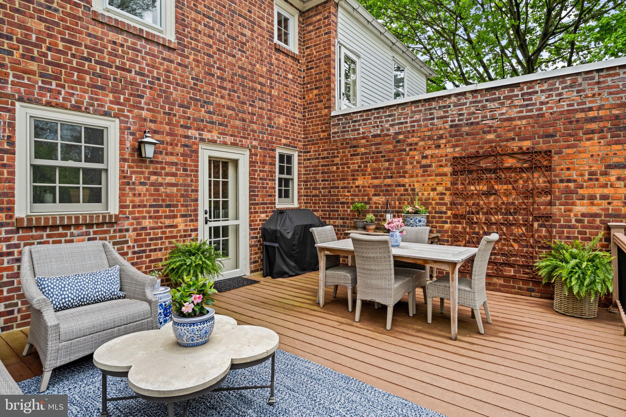 LAVEROCK - Residential