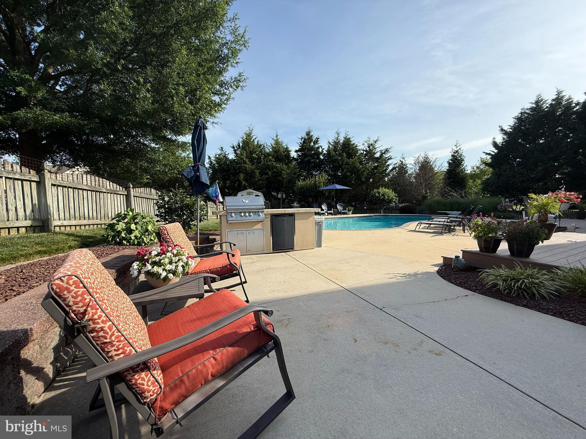1438 MOONSHADOW ROAD