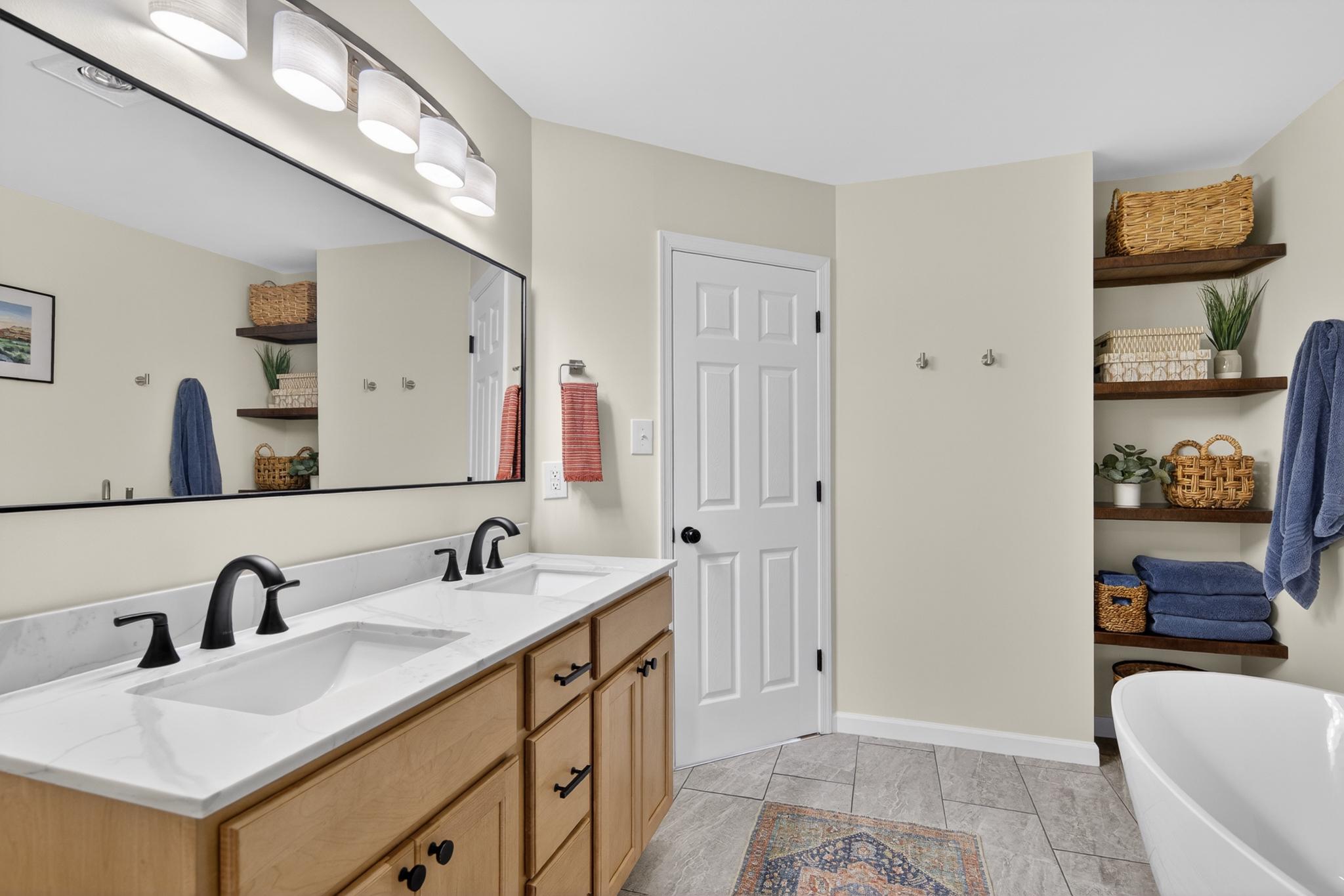 KINGSBROOKE - Residential