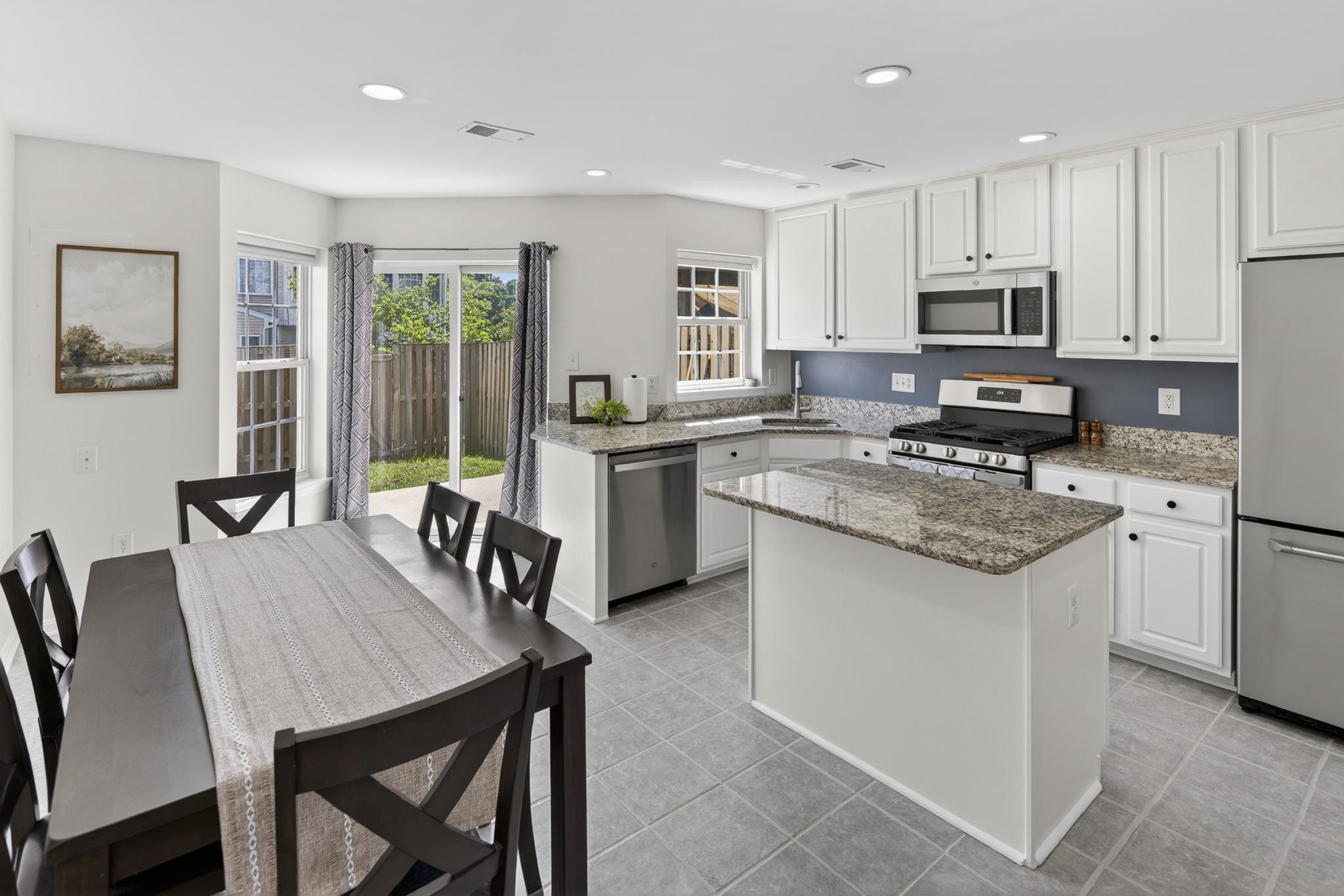 KINGSBROOKE - Residential