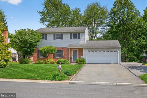 Photo of 33 Cardinal Drive, STEVENS, PA 17578 (MLS # PALA2072464)
