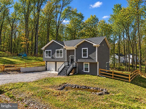 Homes For Sale - 103 Wayne Court<br/> HARPERS FERRY, WV 25425