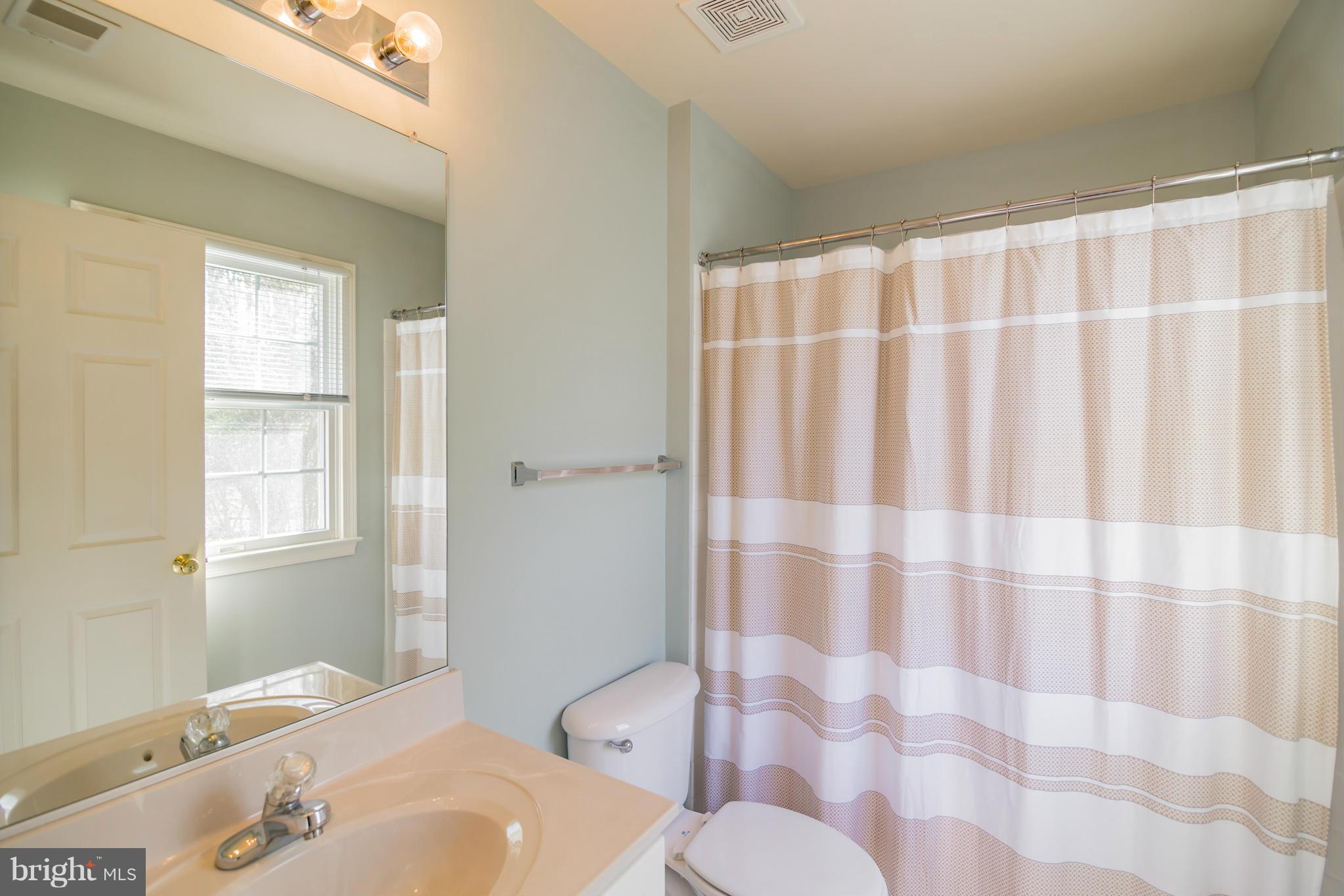 SOUTH RIVER COLONY - Residential