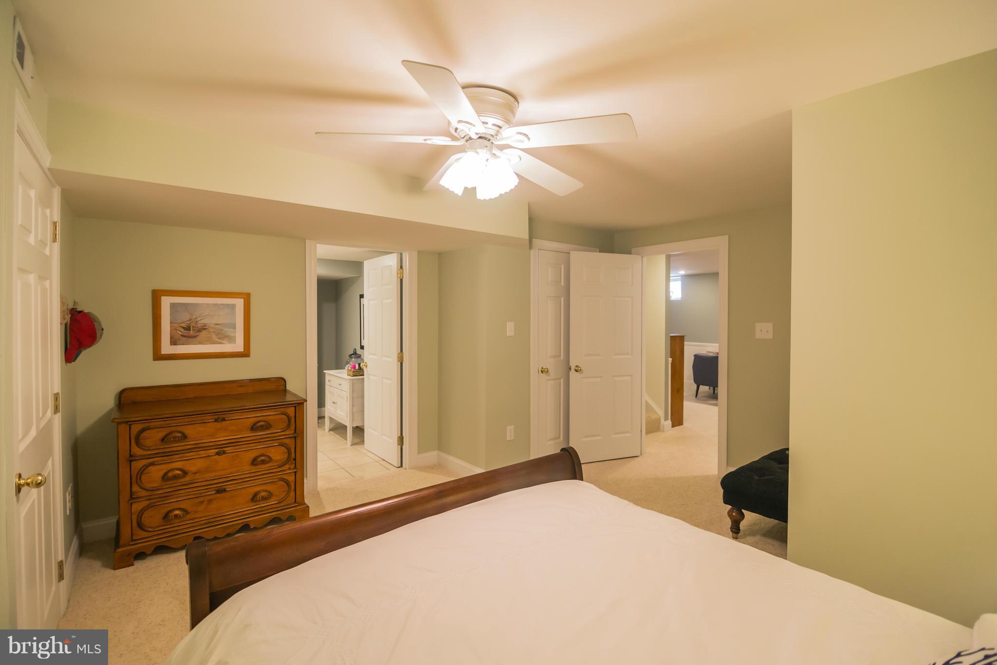 SOUTH RIVER COLONY - Residential