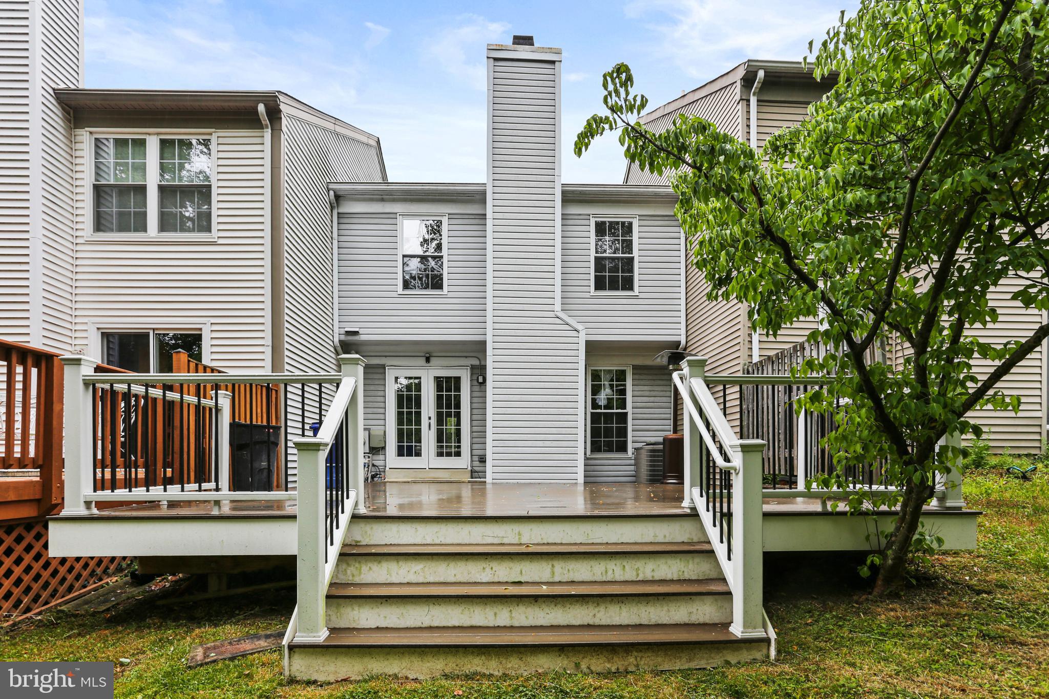 LONGMEAD - Residential