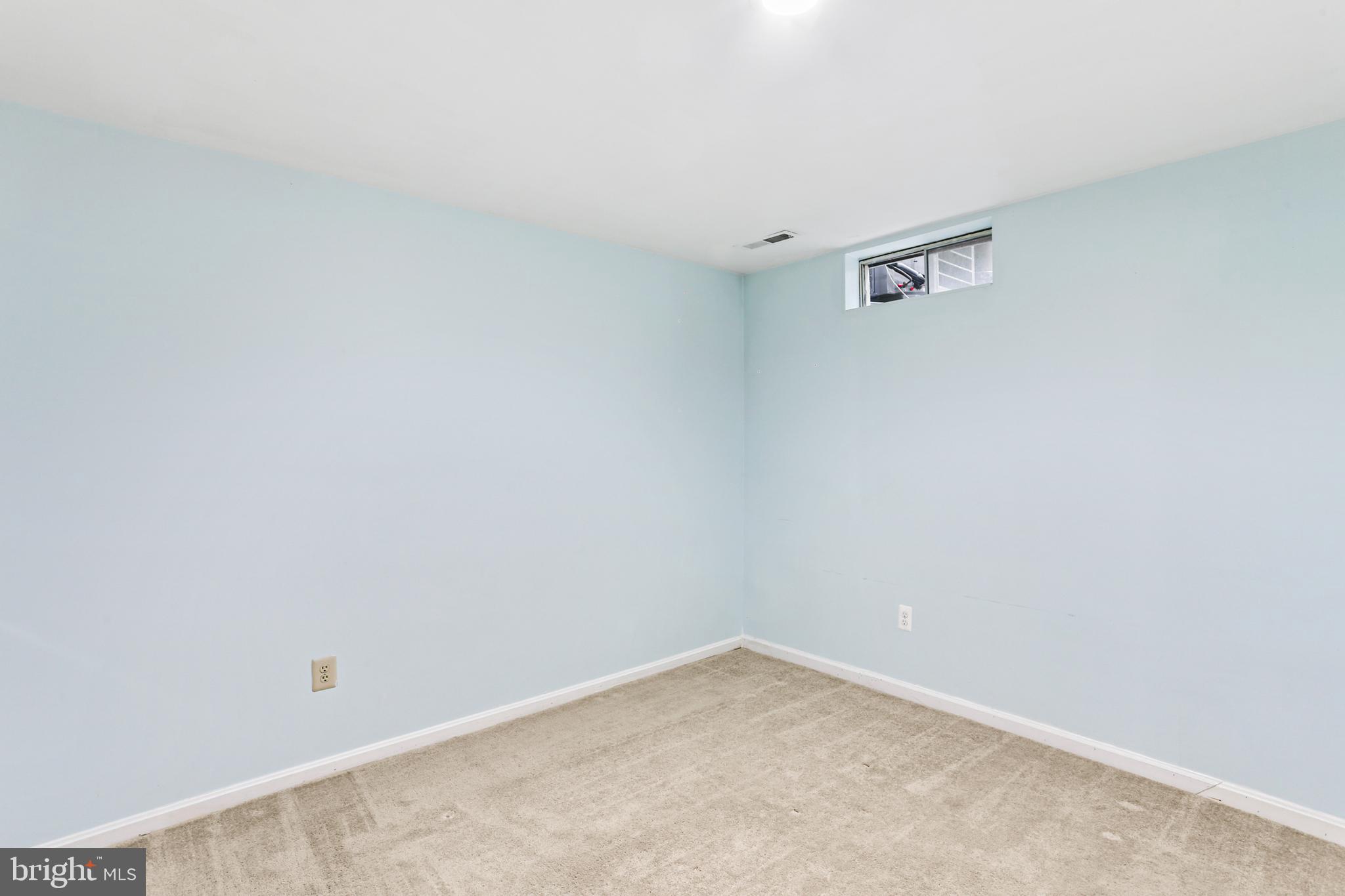 LONGMEAD - Residential