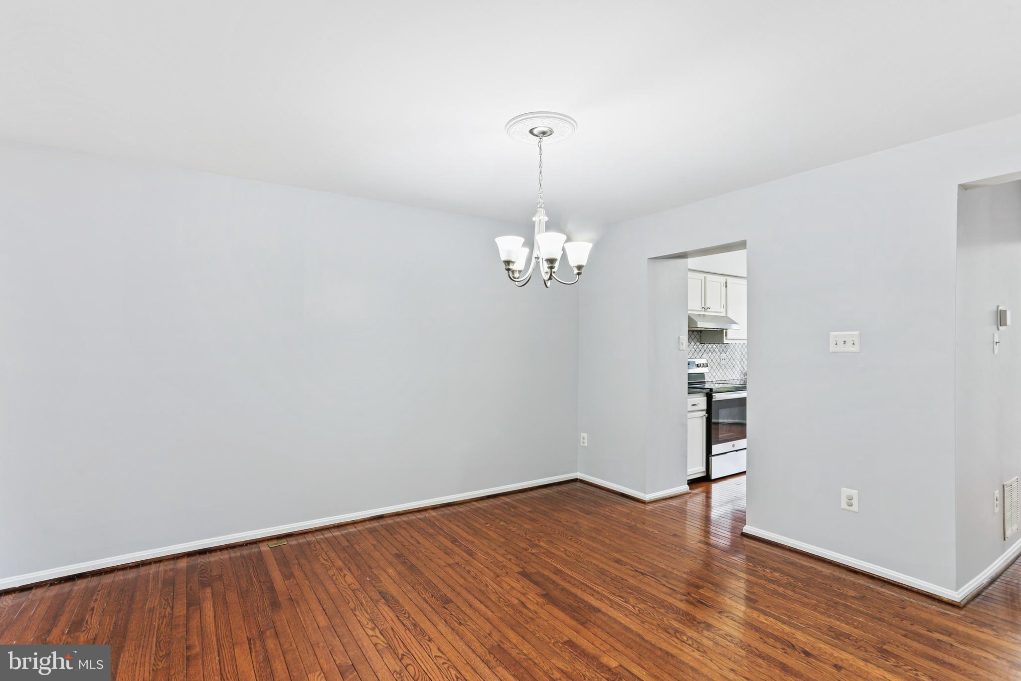 LONGMEAD - Residential