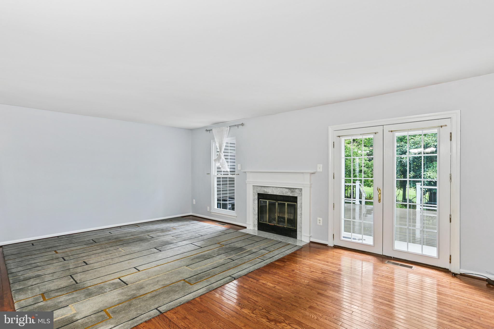 LONGMEAD - Residential