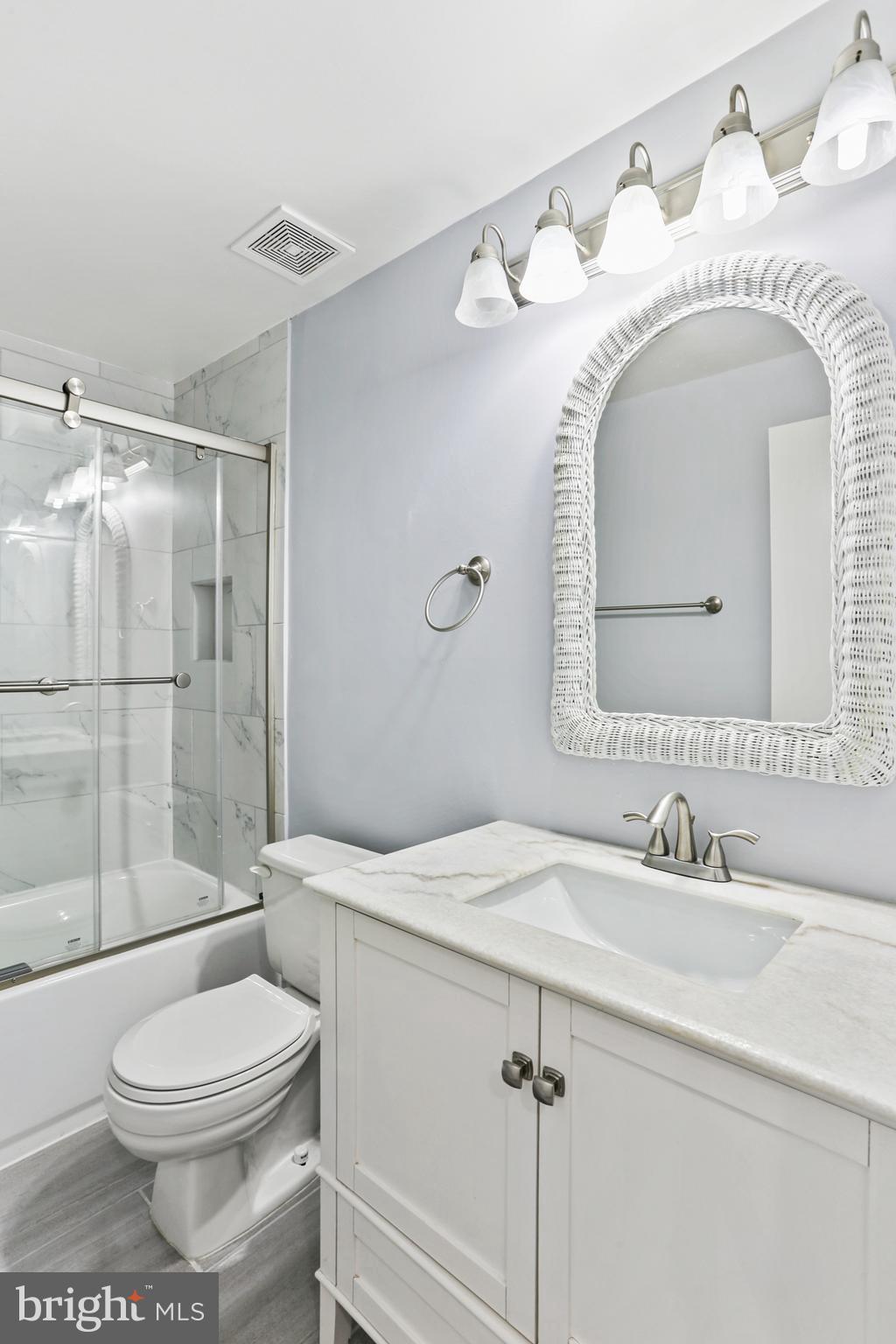 LONGMEAD - Residential