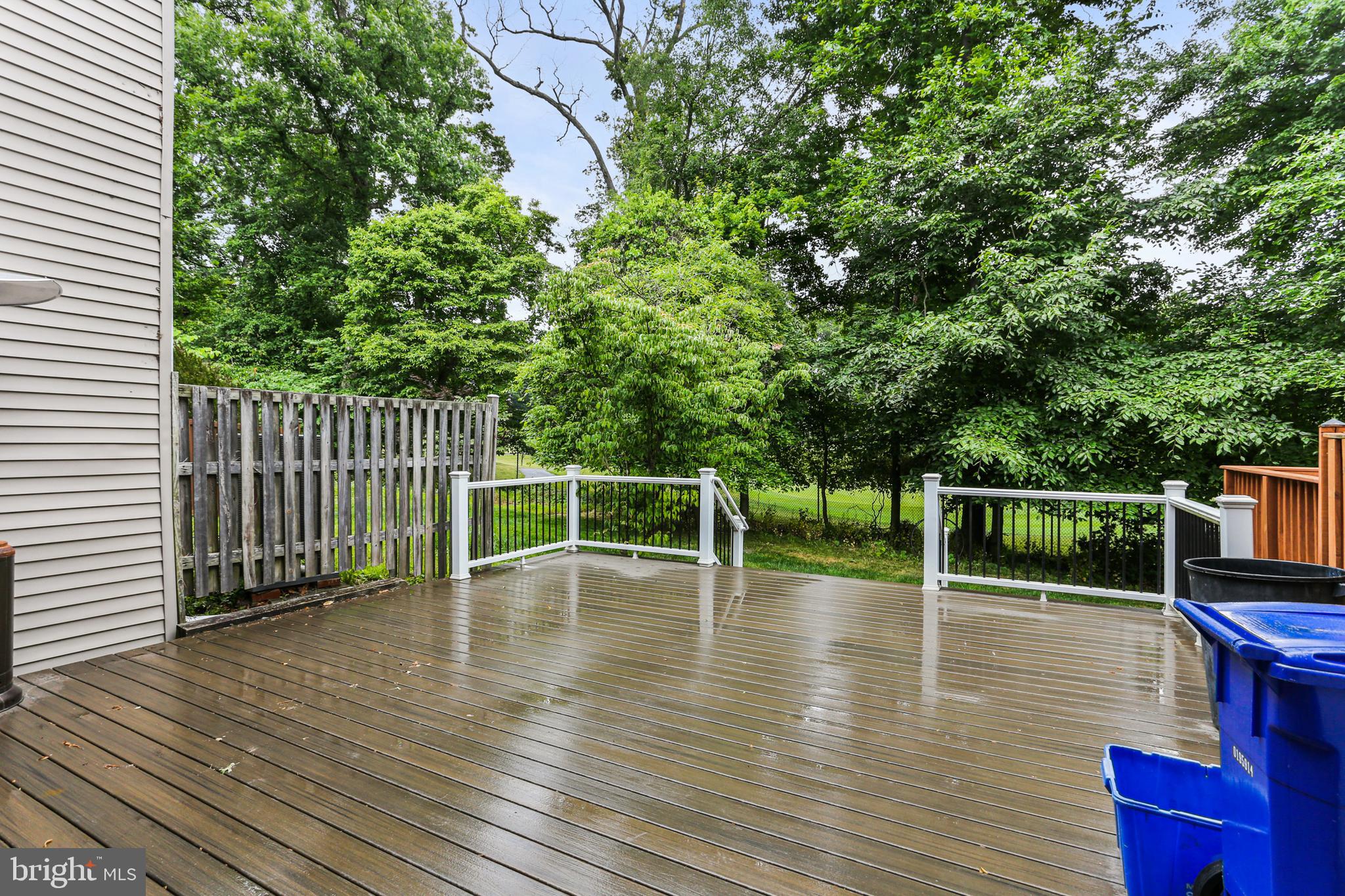 LONGMEAD - Residential