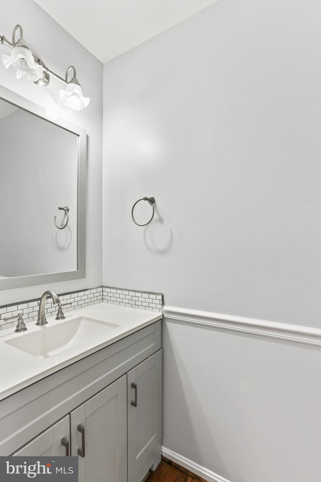 LONGMEAD - Residential