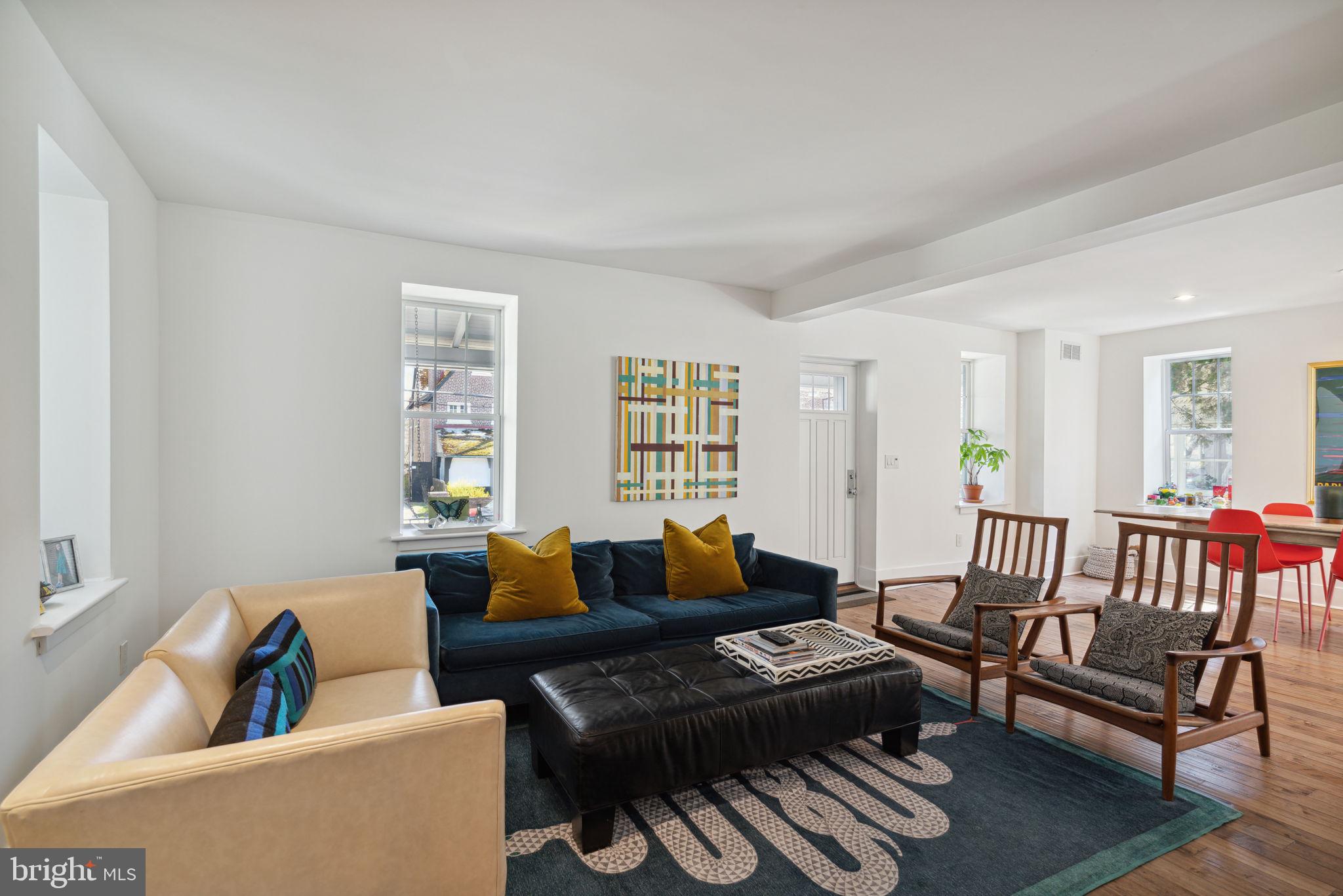 CHESTNUT HILL - Residential