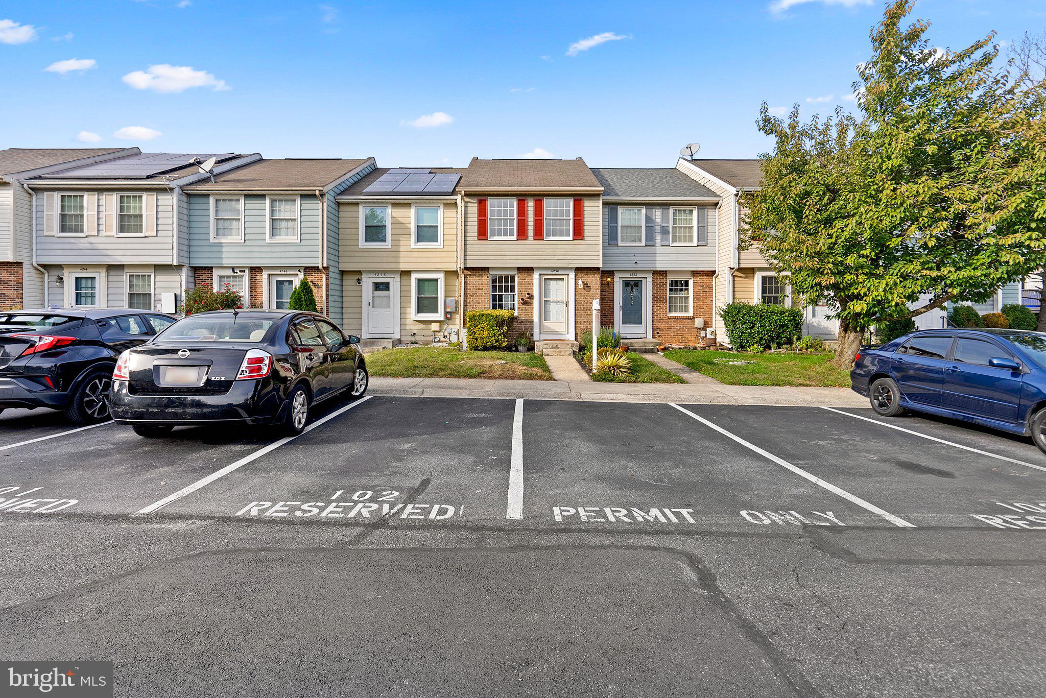 SADDLE CREEK - Residential