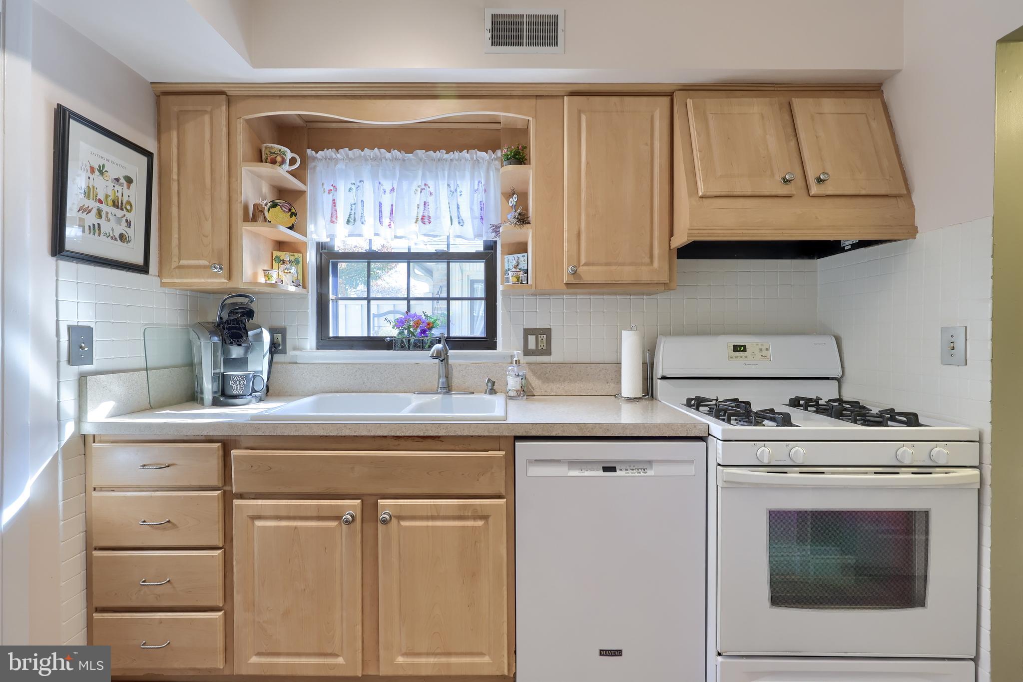 VALLEYBROOK ESTATES - Residential