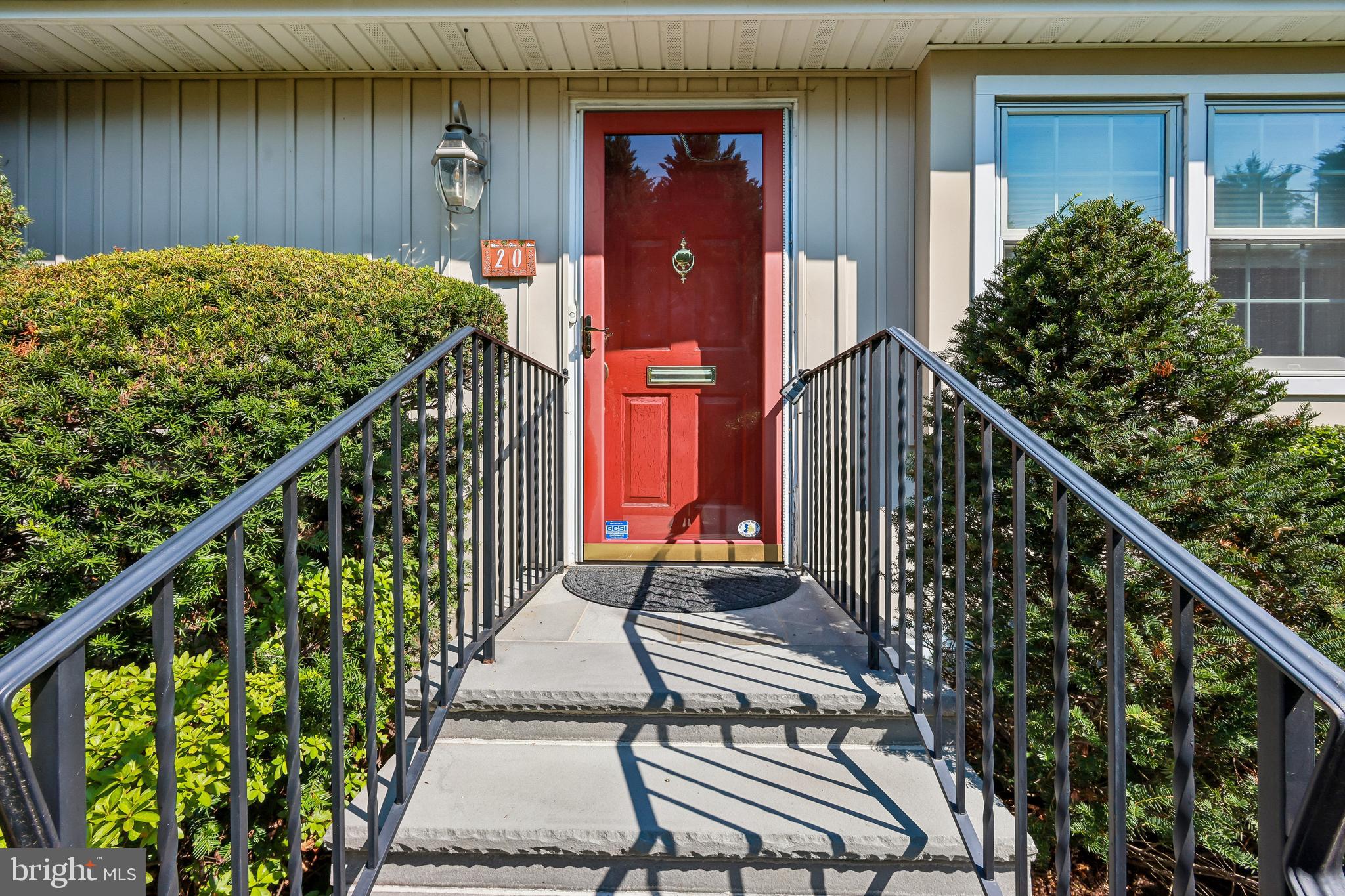635 E MAIN STREET 20