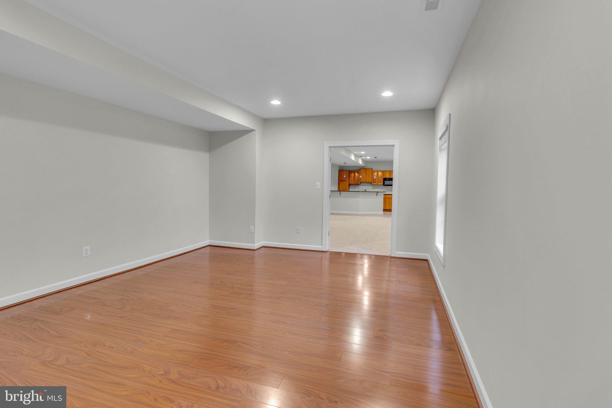 VILLAGES OF URBANA - Residential