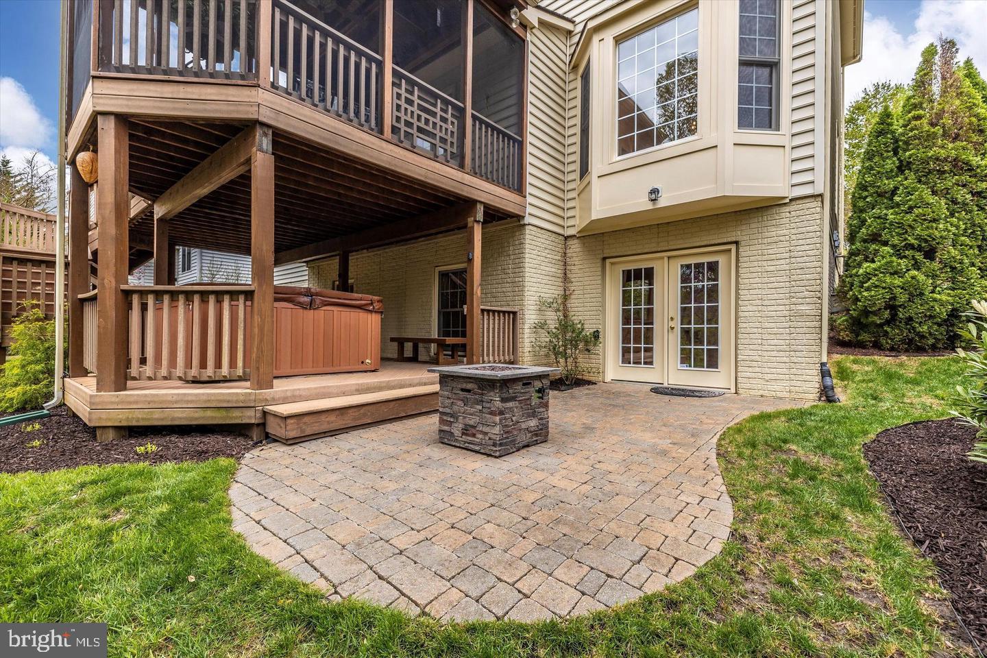 VILLAGES OF URBANA - Residential