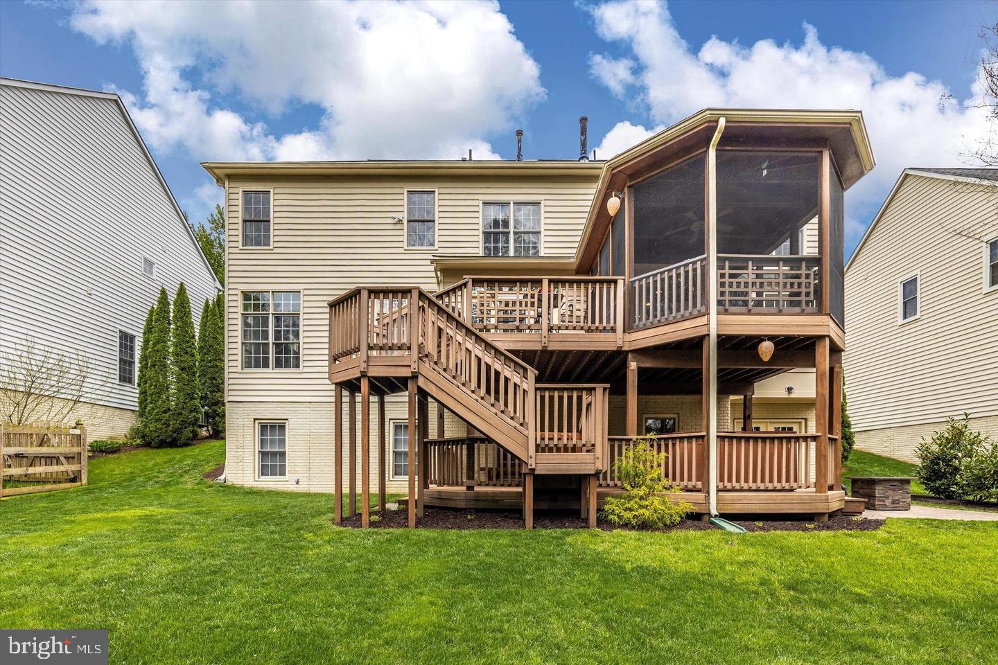 VILLAGES OF URBANA - Residential