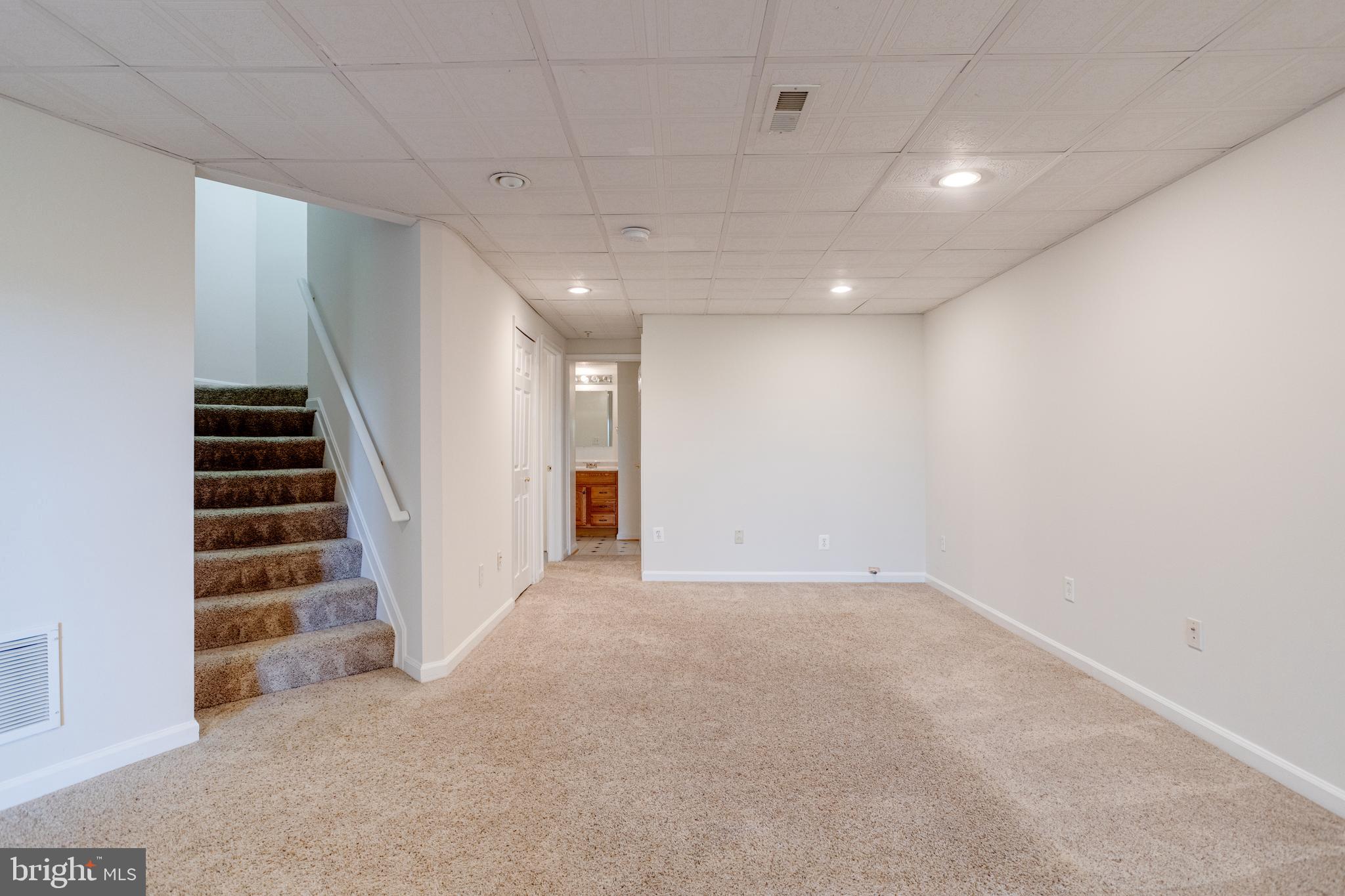 MONMOUTH MEADOWS - Residential