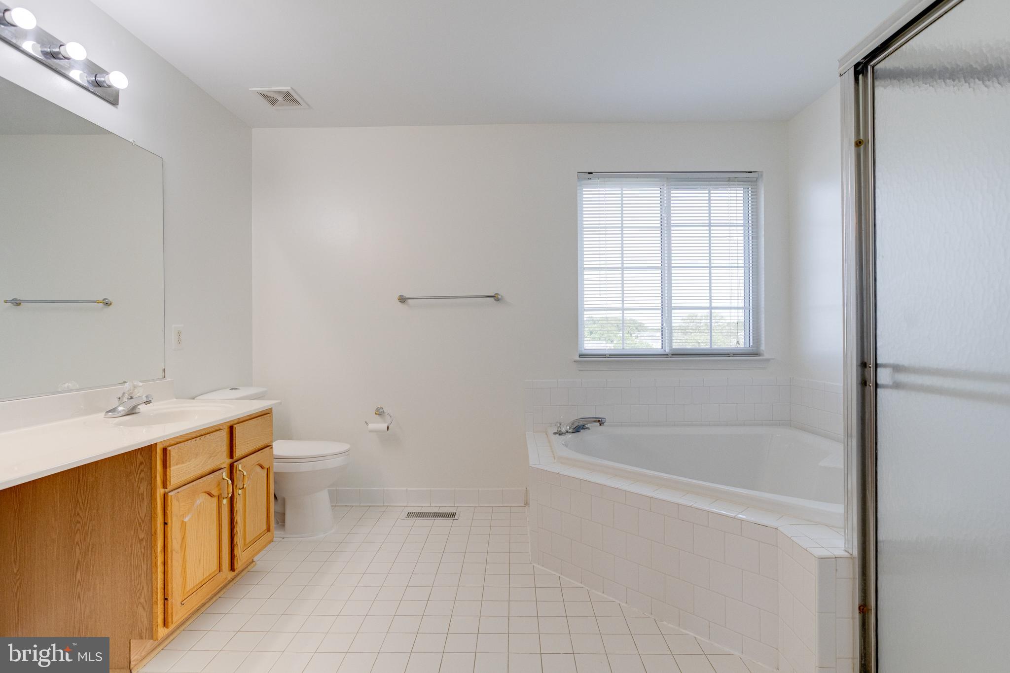 MONMOUTH MEADOWS - Residential