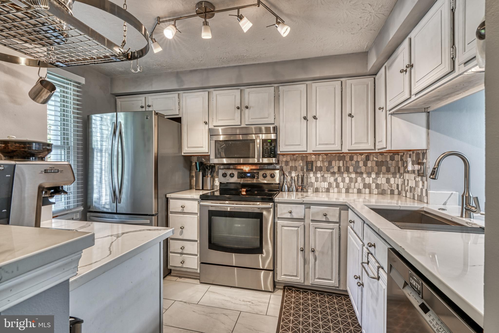 STILLWOOD - Residential