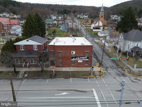 Photo of 901 Philadelphia Avenue, NORTHERN CAMBRIA, PA 15714 (MLS # PACA2000858)