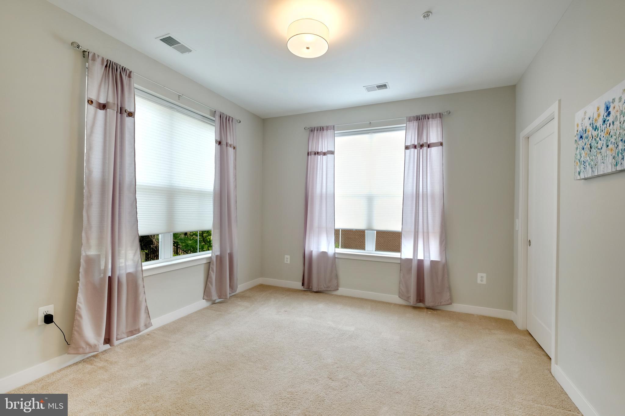 BARCROFT - Residential