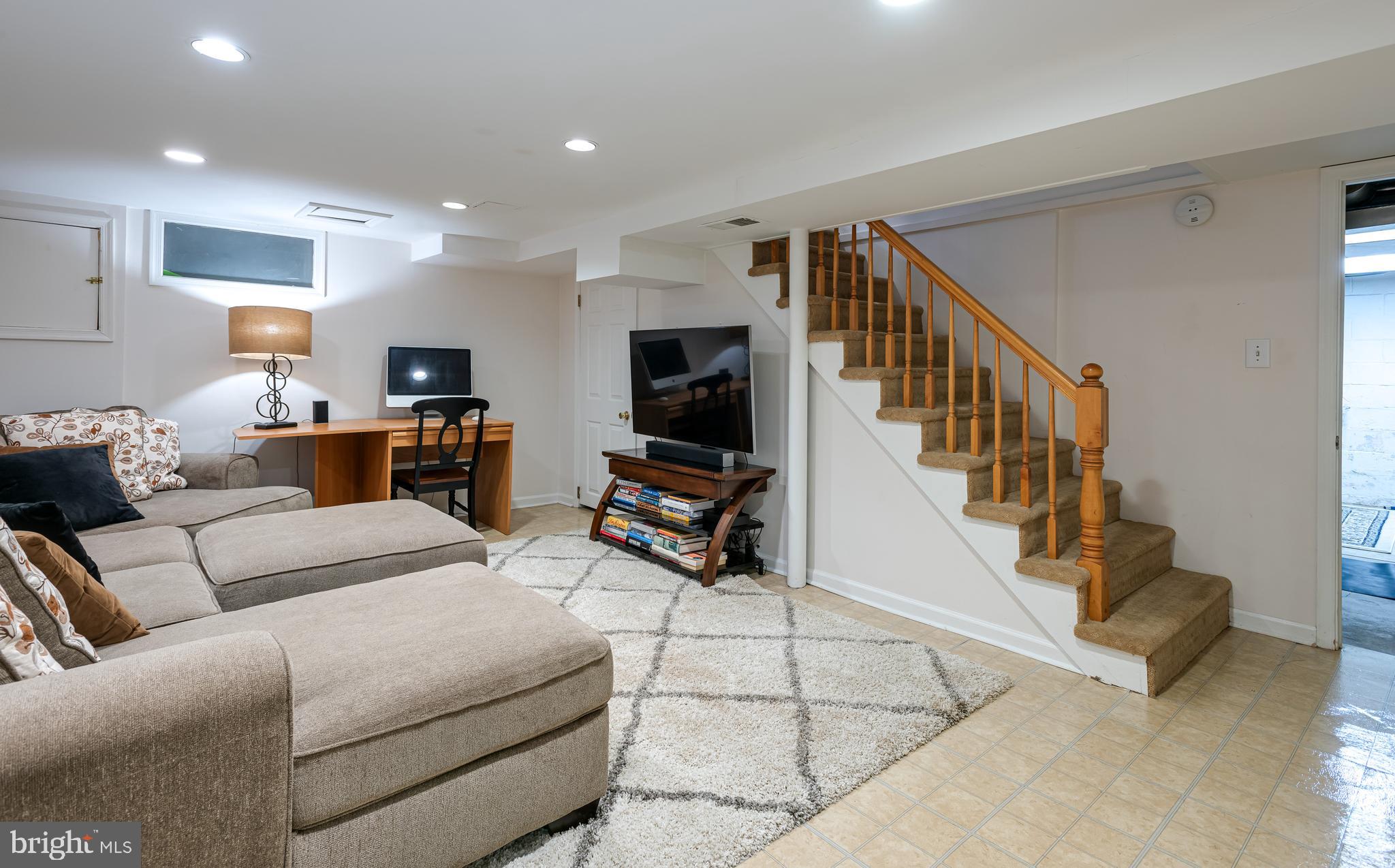 VALLEY HILLS - Residential