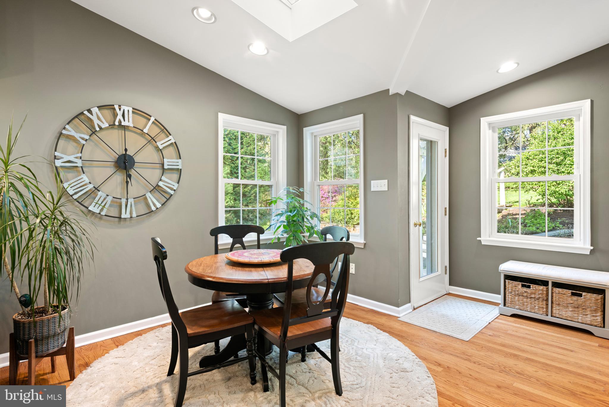 VALLEY HILLS - Residential