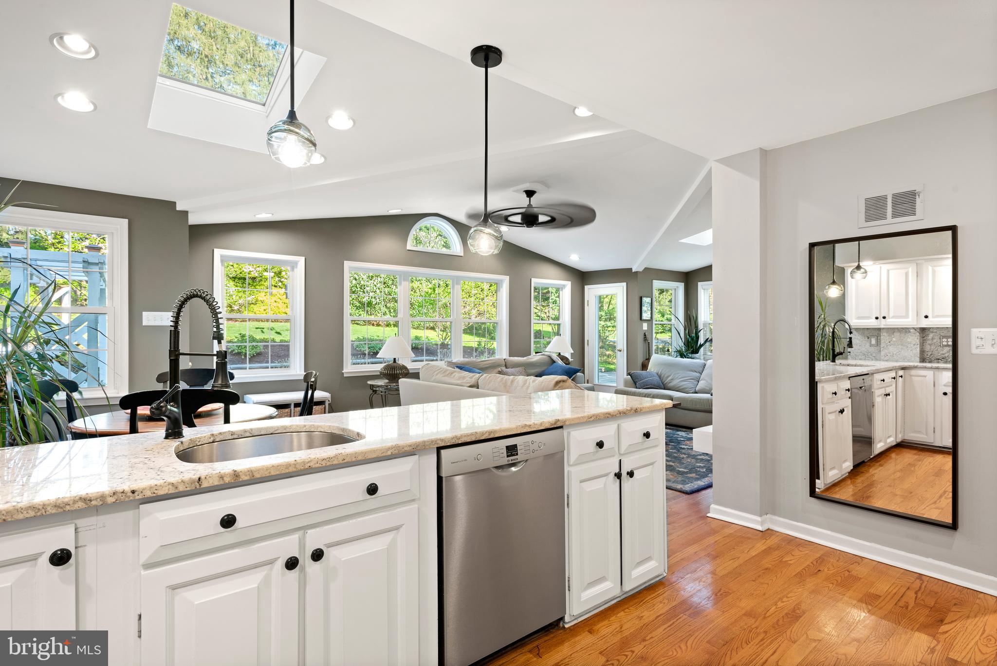 VALLEY HILLS - Residential