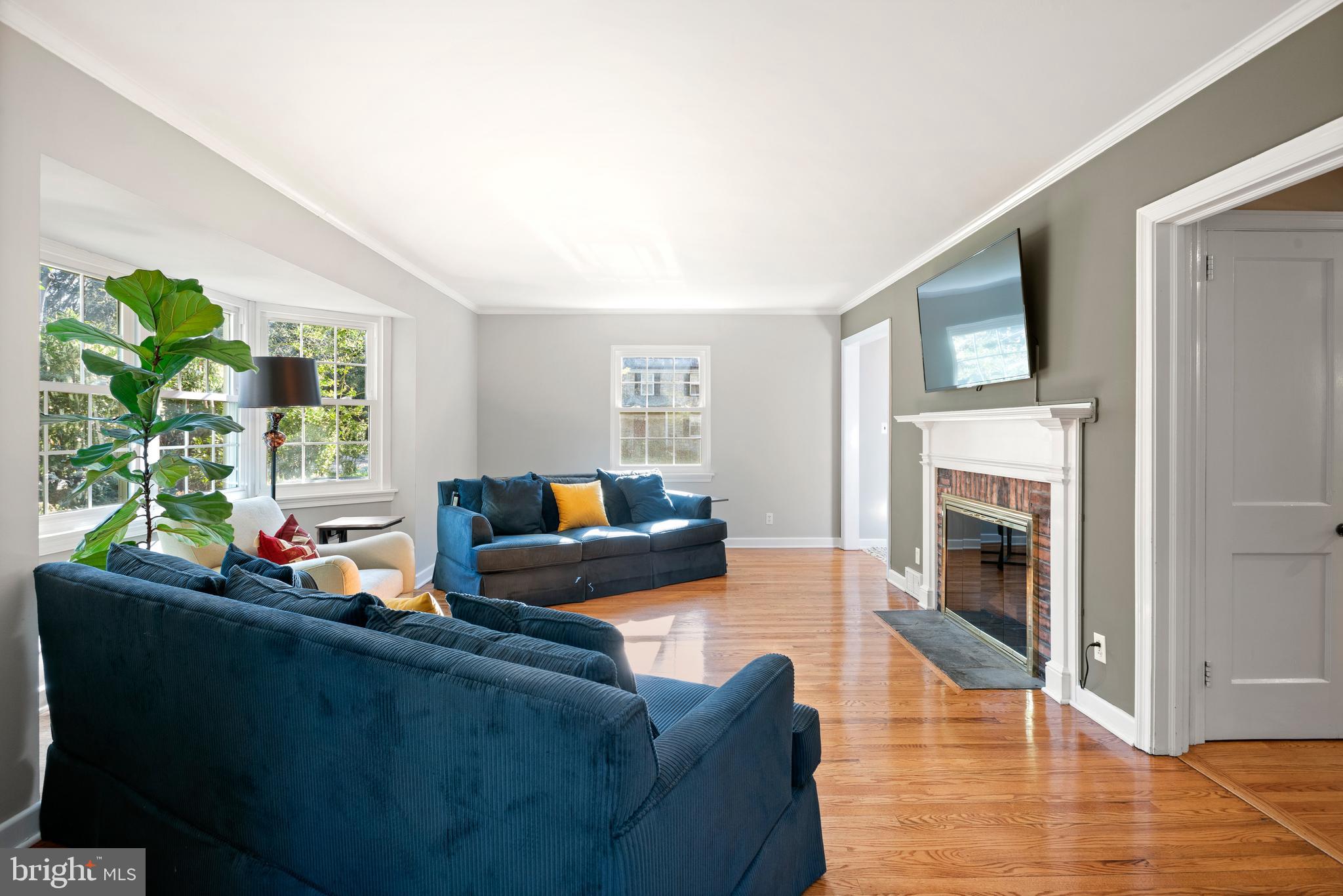 VALLEY HILLS - Residential