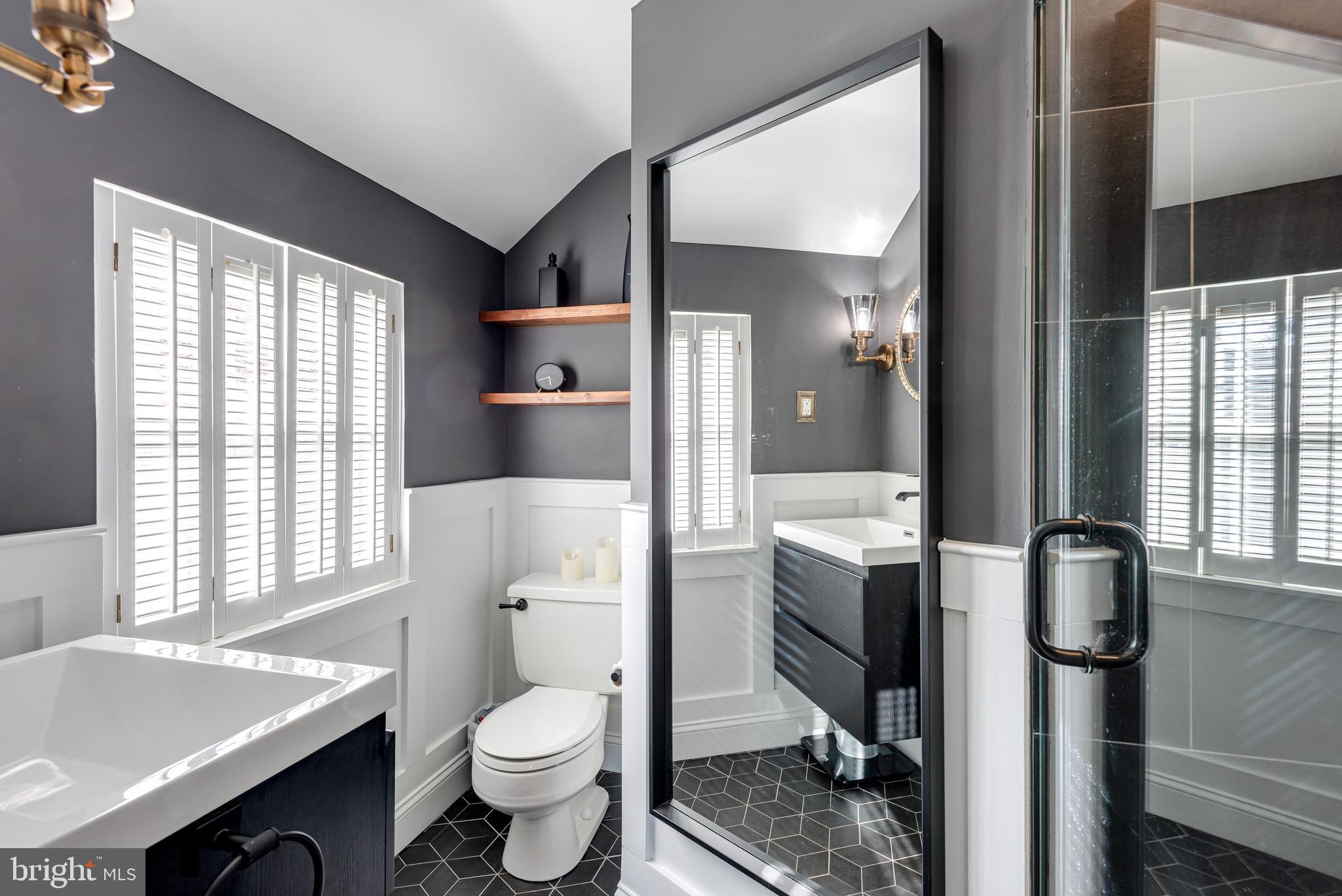 VALLEY HILLS - Residential