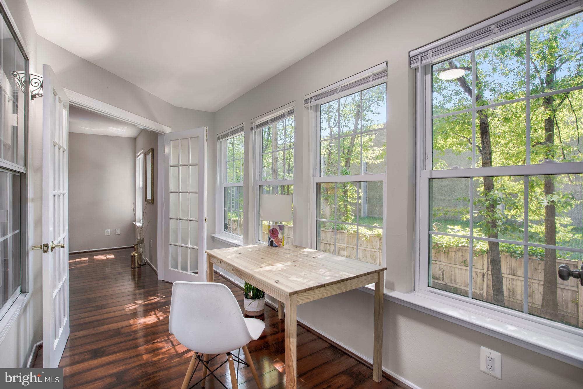 POINTE AT PARK CENTER - Residential