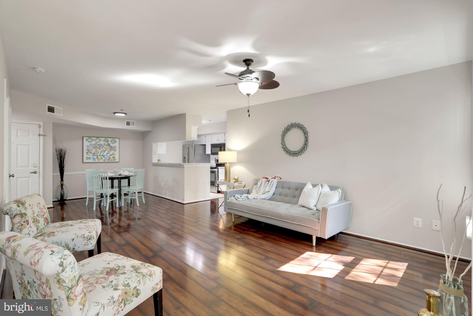 POINTE AT PARK CENTER - Residential