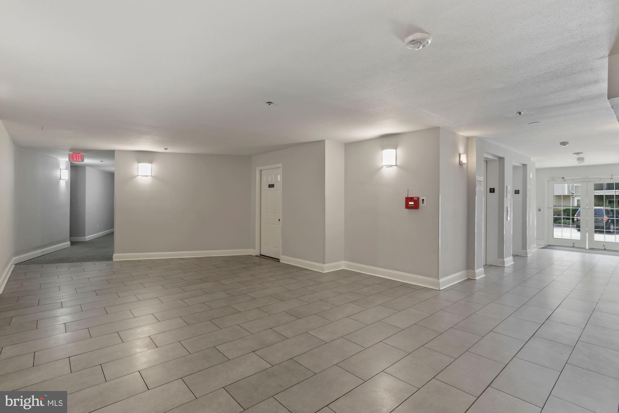 POINTE AT PARK CENTER - Residential